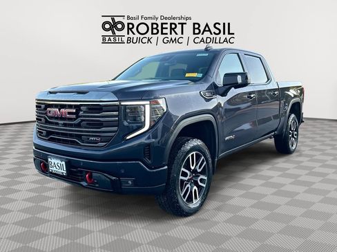 Used 2023 GMC Sierra 1500 AT4 w/ AT4 Preferred Package AWD/4WD image 1