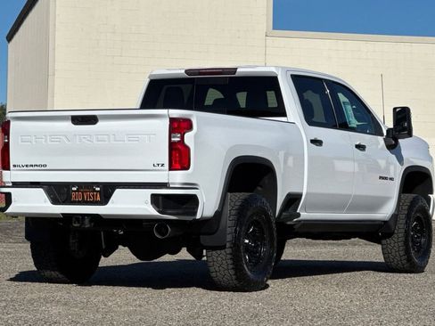 Certified 2021 Chevrolet Silverado 2500 LTZ w/ LTZ Plus Package image 4