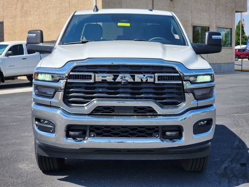 Used 2026 RAM 2500 Big Horn AWD/4WD image 8
