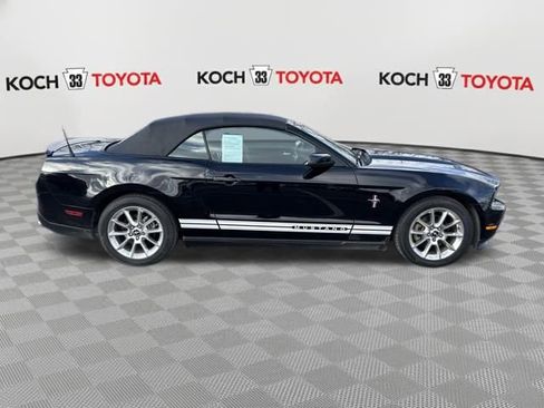 Used 2011 Ford Mustang Premium w/ 202A Rapid Spec Order Code image 9