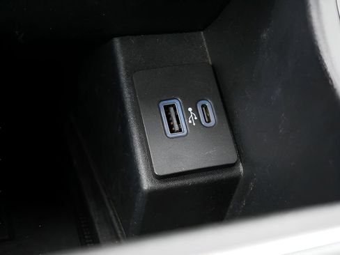 Used 2024 Ford Edge SEL w/ Convenience Package AWD/4WD image 25
