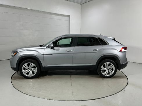 Used 2020 Volkswagen Atlas Cross Sport SEL AWD/4WD image 23