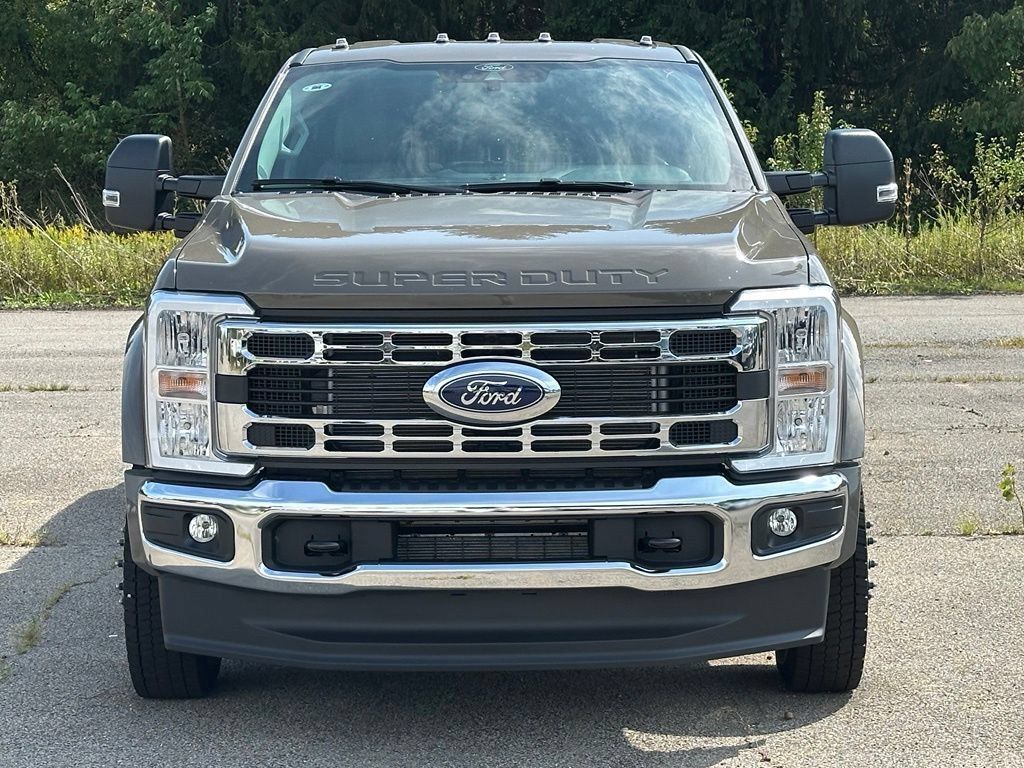New 2026 Ford F450 XLT w/ FX4 Off-Road Package AWD/4WD image 32