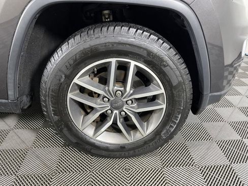 Used 2020 Jeep Grand Cherokee Limited image 9