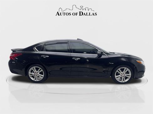 Used 2016 Nissan Altima 3.5 SL image 10