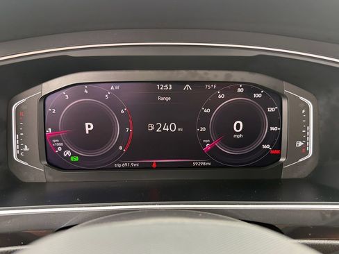 Certified 2022 Volkswagen Tiguan SEL R-Line AWD/4WD image 15