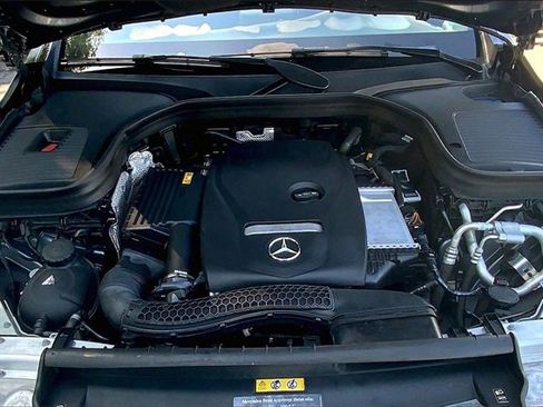 Used 2019 Mercedes-Benz GLC 300 4MATIC Coupe image 26