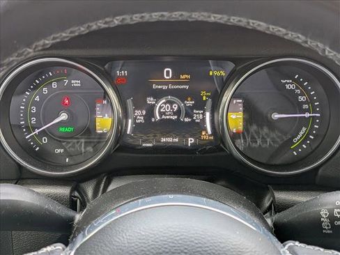 Used 2023 Jeep Wrangler Sahara w/ Cold Weather Group image 11