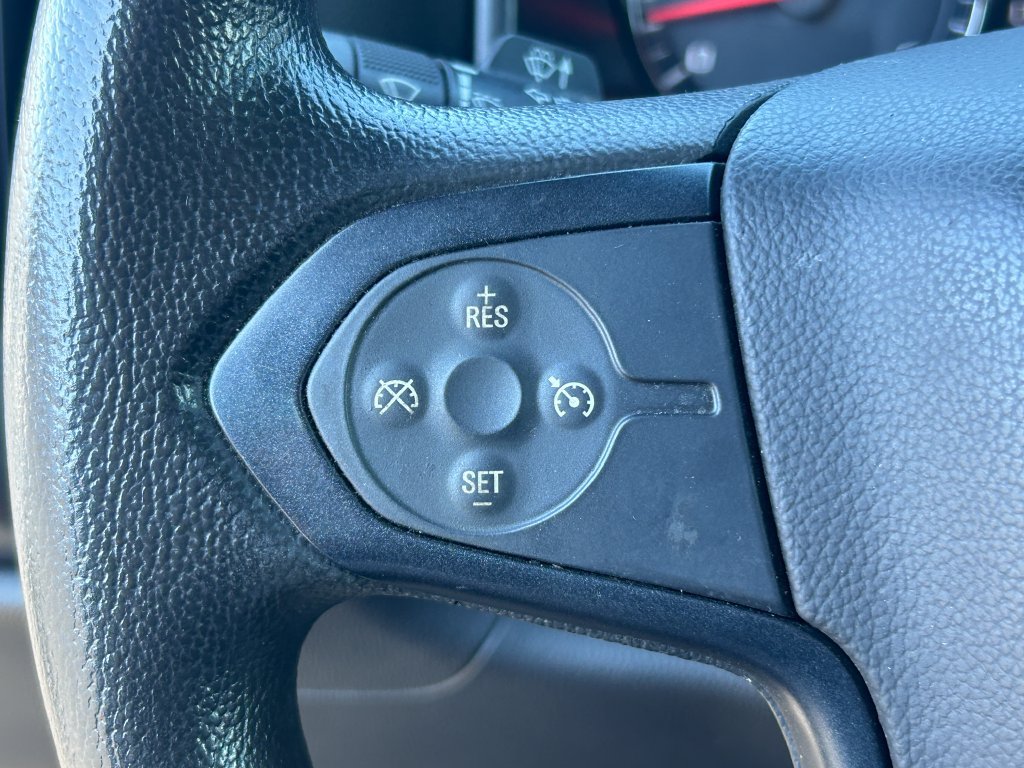 Used 2018 Chevrolet Silverado 2500 W/T AWD/4WD image 16