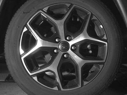 Used 2025 Jeep Compass Limited image 15