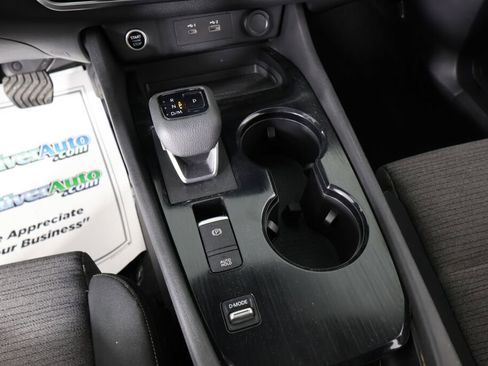 Used 2021 Nissan Rogue SV image 37