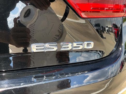 Used 2018 Lexus ES 350 w/ Luxury Package w/Wood Trim FWD image 27