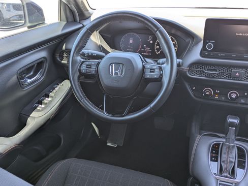 Used 2023 Honda HR-V Sport image 16