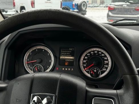 Used 2016 RAM 1500 ST w/ SXT Appearance Group image 7