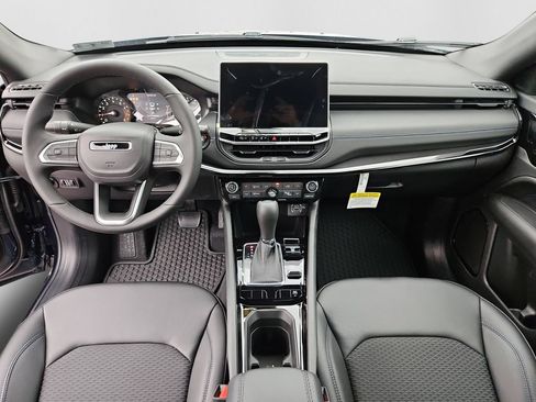 New 2026 Jeep Compass Latitude AWD/4WD image 23