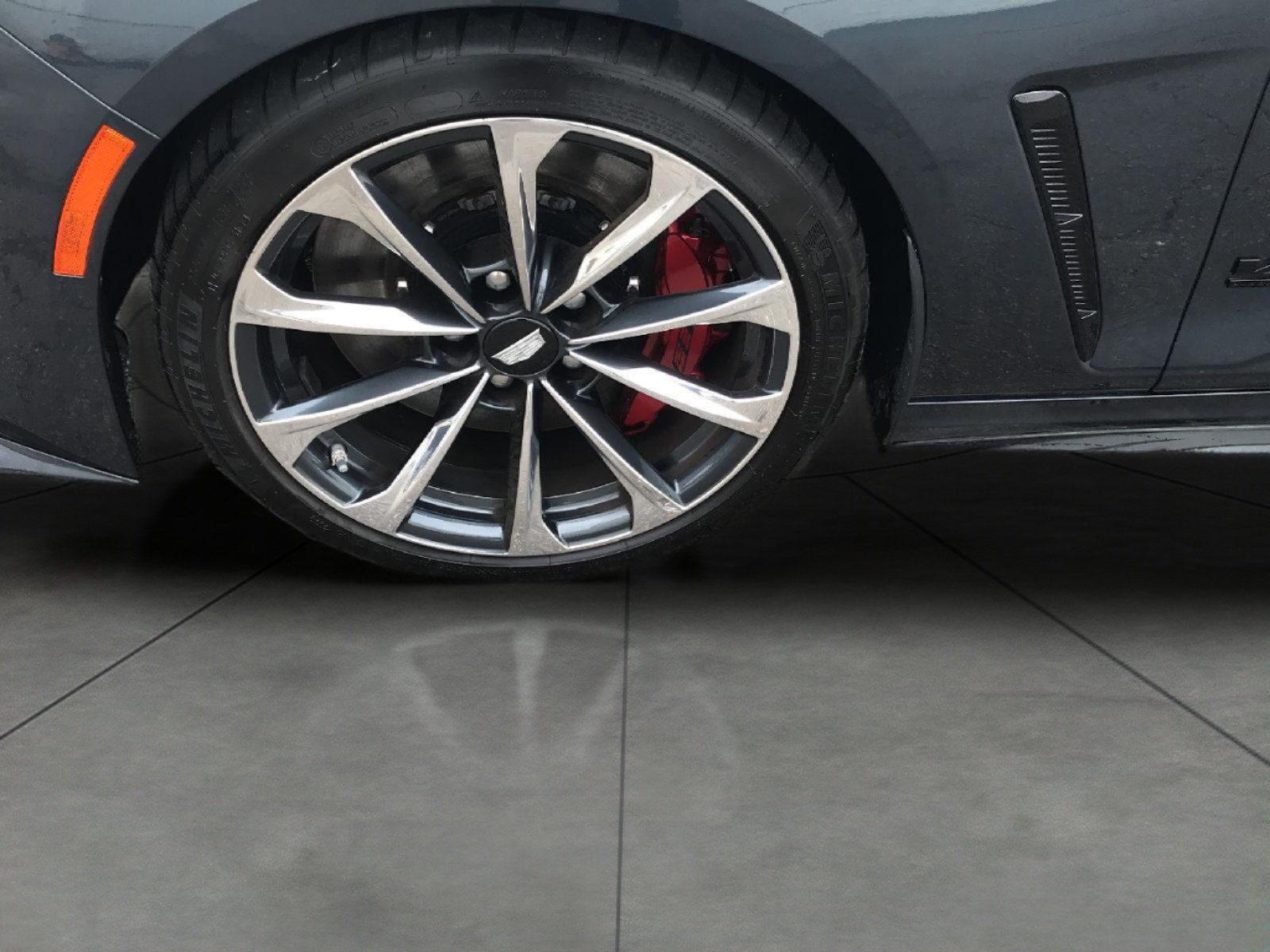 Used 2026 Cadillac CT4 V Blackwing w/ Technology Package RWD image 3
