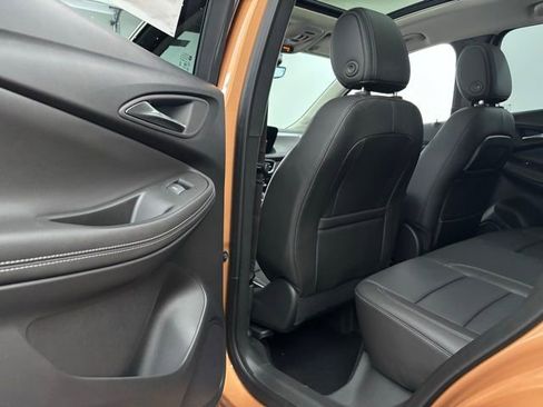 New 2026 Buick Encore GX Avenir w/ Avenir Technology Package image 38