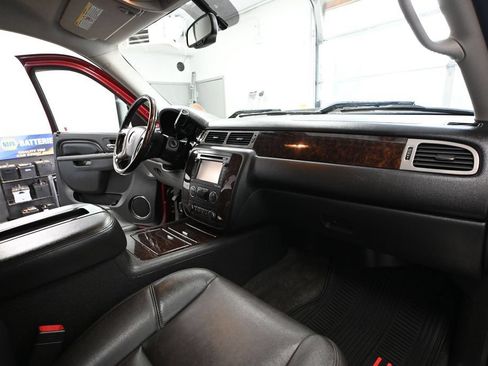 Used 2014 GMC Sierra 2500 Denali w/ Snow Plow Prep Package AWD/4WD image 49