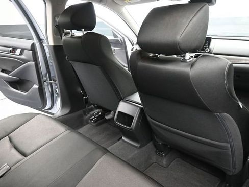 Used 2020 Honda Accord LX image 12