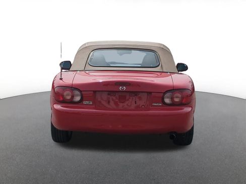 Used 2001 MAZDA MX-5 Miata RWD image 5