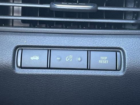 Certified 2025 Nissan Altima 2.5 SR w/ SR Premium Package image 10