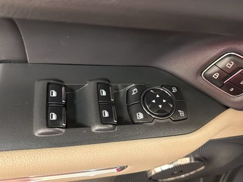 Used 2024 Ford Expedition Limited AWD/4WD image 17