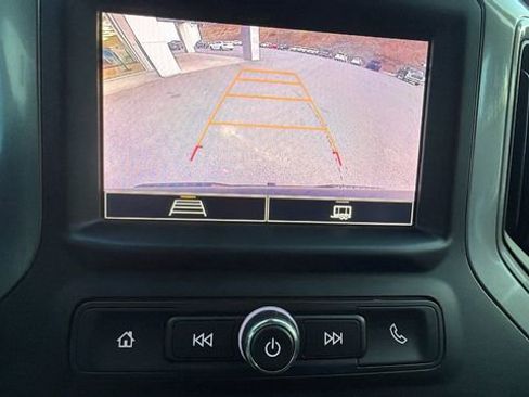 Used 2022 Chevrolet Silverado 1500 Custom image 15