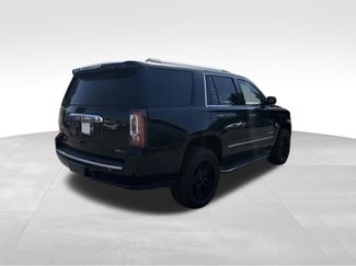 Used 2015 GMC Yukon Denali w/ Open Road Package AWD/4WD video 3