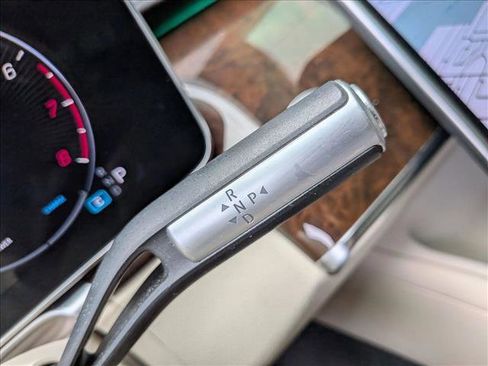 Used 2022 Mercedes-Benz S 500 4MATIC image 16