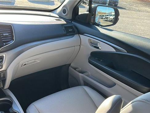 Used 2023 Honda Ridgeline RTL-E image 24