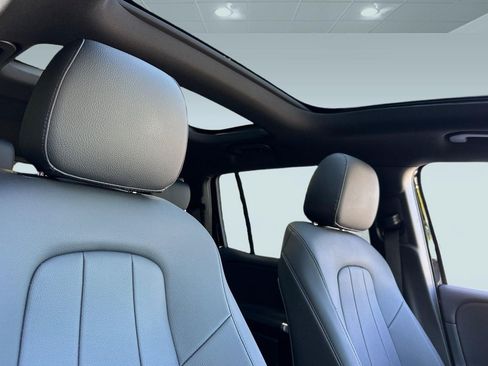 Certified 2024 Mercedes-Benz GLB 250 4MATIC image 16
