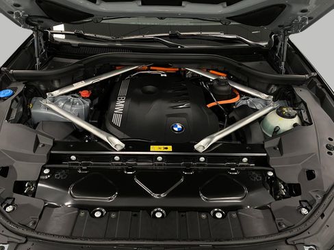 New 2026 BMW X5 xDrive50e AWD/4WD image 13