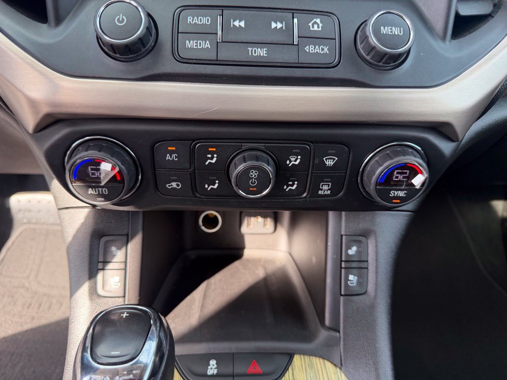 Used 2019 GMC Acadia Denali w/ Technology Package AWD/4WD image 36