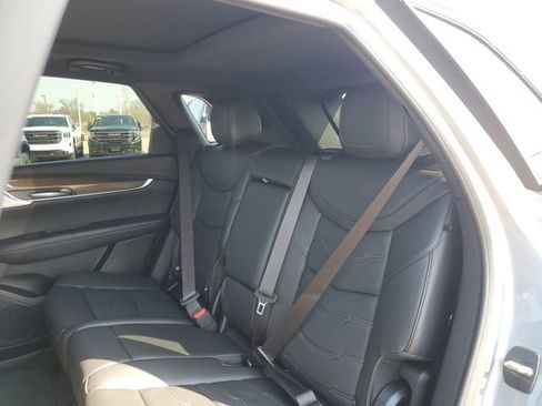 Certified 2024 Cadillac XT5 Sportv w/ Platinum Package AWD/4WD image 27