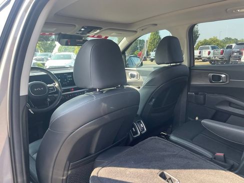 Used 2025 Kia Sorento X-Line EX AWD/4WD image 24
