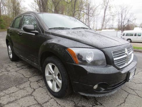 Used 2011 Dodge Caliber Mainstreet FWD image 2