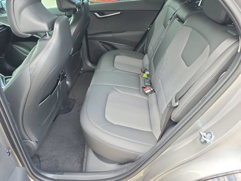New 2026 Kia Niro Wind FWD image 17