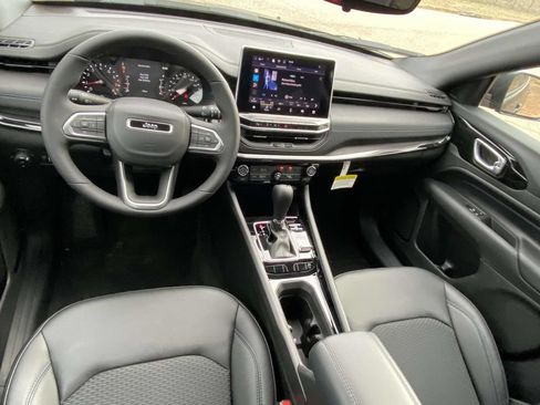 New 2026 Jeep Compass Latitude AWD/4WD image 11
