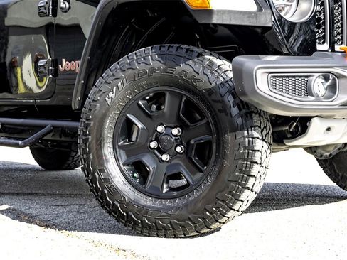 Used 2021 Jeep Gladiator Mojave image 2