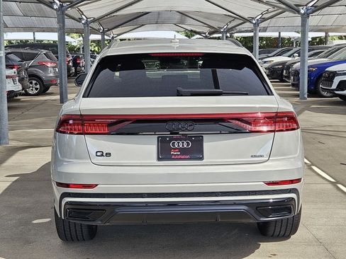 Used 2023 Audi Q8 Prestige AWD/4WD image 6