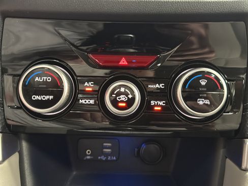 Used 2023 Subaru Forester Limited image 33