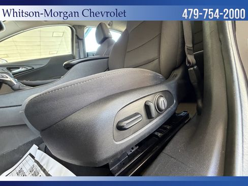 Used 2023 Chevrolet Malibu LT FWD image 13