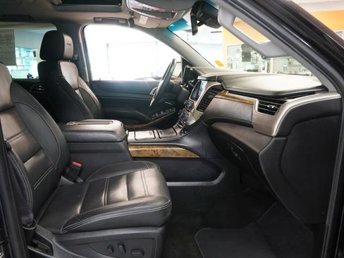 Used 2017 GMC Yukon Denali w/ Open Road Package AWD/4WD image 42