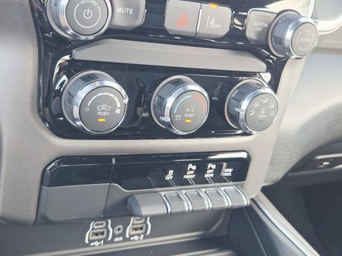 New 2026 RAM 1500 Express image 25