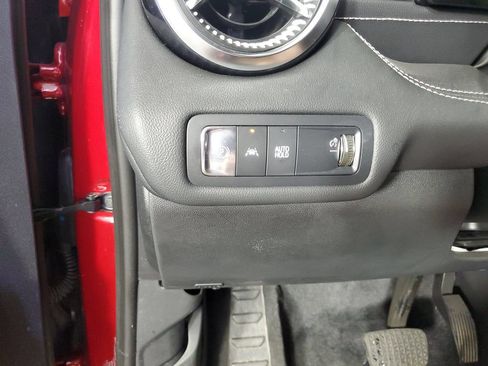 Used 2024 Chevrolet Blazer EV LT AWD/4WD image 25