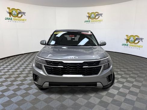 Certified 2026 Kia Seltos LX FWD image 3