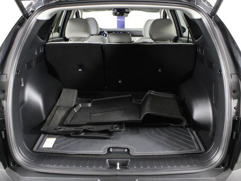 Certified 2025 Hyundai Tucson Limited image 16