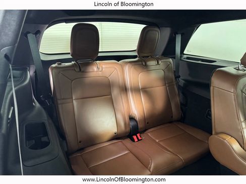 Used 2023 Lincoln Aviator Grand Touring w/ Elements Package Plus AWD/4WD image 16