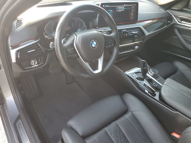 Used 2023 BMW 530e RWD image 19