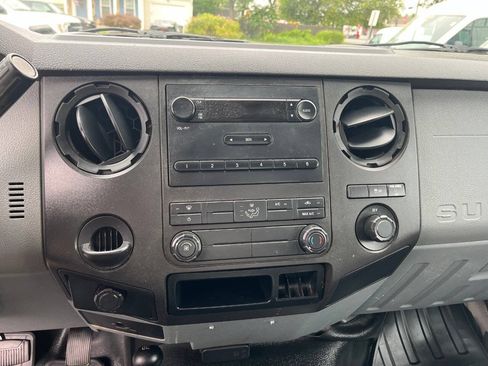 Used 2014 Ford F250 XL w/ Snow Plow Prep Package AWD/4WD image 9